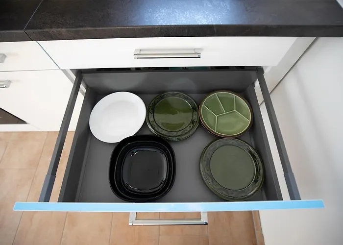 Apartment Sunlit Garden & Mountain Garmisch-Partenkirchen